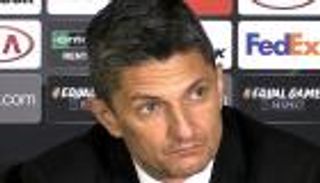 فيديوجراف.. 6 مشاهد من مسيرة لوشيسكو مدرب الهلال السعودي الجديد