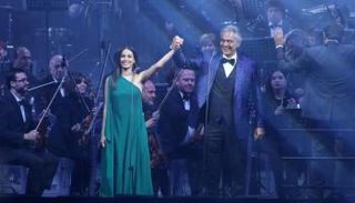 أندريا بوتشيلي وهبة طوجي