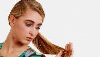 أفضل الزيوت الطبيعية لعلاج الشعر التالف