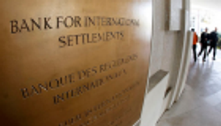 نصيحة "الأب" للبنوك المركزية.. استعدوا بالذخيرة لمواجهة الأسوأ