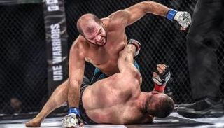 بدء توافد "محاربي الإمارات" إلى أبوظبي