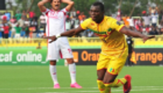 تفاصيل عرض الأهلي المصري لشراء المالي ديانج