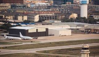 مطار أديسون بولاية تكساس 