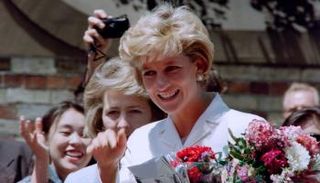 ارتدت ديانا فستانا من مصمم مغربي في آخر عيد ميلاد لها