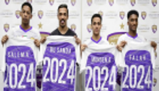 العين الإماراتي يمدد عقود 4 من لاعبيه بعد تصعيدهم للفريق الأول