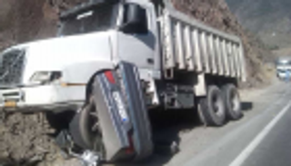 نزيف الأسفلت عرض مستمر في إيران