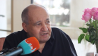 وحيد حامد لـ"العين الإخبارية": اكتشفت عزت أبو عوف ورشّحته لـ"العائلة"