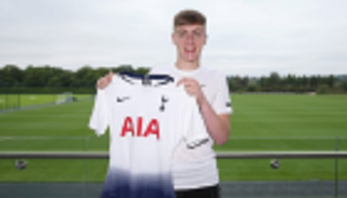 توتنهام يبرم صفقته الأولى بعد 518 يوما