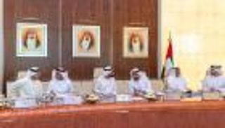 الإمارات تفتح 122 نشاطا اقتصاديا للتملك بنسبة 100% للأجانب