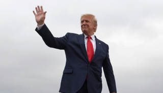 ترامب يسلط الضوء على الاقتصاد في حملته إعادة انتخابه