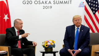 ترامب خلال لقائه مع أردوغان في قمة العشرين