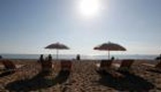 5 نصائح لتجنب أضرار الشمس في المصايف.. أبرزها الملابس القطنية