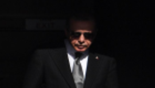 أردوغان وصهره يستوليان على الميزانية الاحتياطية لسد عجز الموازنة‎