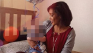 وفاة رضيع امرأة قُتلت طعنا في لندن