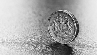 قطاعي الصناعات التحويلية والبناء في بريطانيا ينكمشان الشهر الماضي