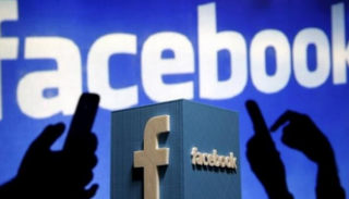 تعطل تطبيق واتساب وموقع فيسبوك