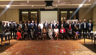 عدد من المشاركين ضمن اجتماع