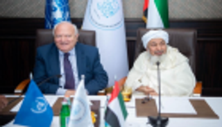 بن بيه يطالب الأمم المتحدة بتخصيص يوم لحماية المواقع الدينية