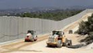 لبنان يتمسك برفض ترسيم الحدود البحرية فقط مع إسرائيل