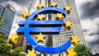 المركزي الأوروبي مجبر على التحفيز النقدي لمواجهة التباطؤ