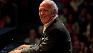 الموسيقار عمر خيرت