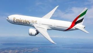 إحدى الناقلات التابعة لطيران الإمارات - أرشيف
