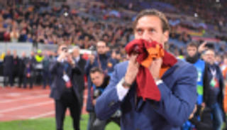 ريال مدريد يدخل في مفاوضات مع توتي