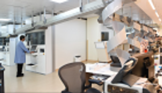 الصيدلية الذكية في الإمارات.. صرف مليون و700 ألف دواء دون أخطاء 