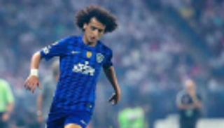 عموري يطير إلى برشلونة 