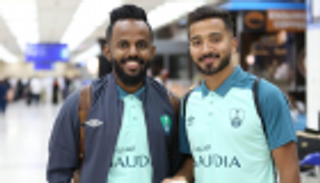 بعثة الأهلي السعودي تغادر إلى النمسا