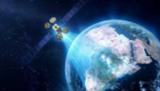 طابع تذكاري إماراتي احتفاء بـ"خليفة سات"