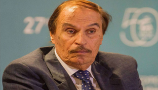 الممثل المصري عزت العلايلي 