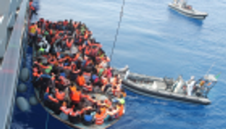 أوروبا تبحث وضع آليات "مؤقتة" لإنقاذ دول استقبال اللاجئين