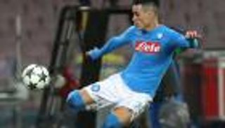 كاييخون يرفض عرضا مغريا من الصين ويتمسك بالبقاء في نابولي