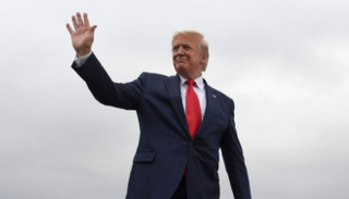 ترامب يتهم منصات الإنترنت الكبرى بـ