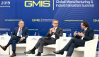 "الاقتصاد التدويري" على مائدة القمة العالمية للصناعة والتصنيع