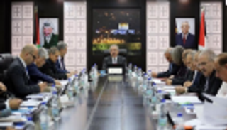 مستشفى أمريكي بغزة.. يقسم الفلسطينيين بتنسيق حماس وقطر