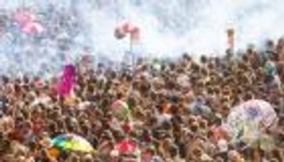 لون جلدك يحدد ثمن تذكرتك.. مهرجان فني يثير غضب الأمريكيين