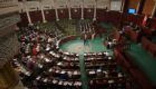 البرلمان والمحكمة الدستورية بتونس.. مسار يلغمه الإخوان