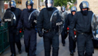 ألمانيا تتصدى لعصابات الزواج الصوري