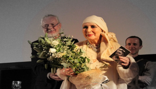 الممثلة الإيطالية فالانتينا كورتس  