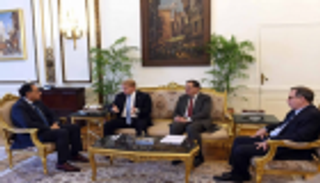 مصر تبحث التعاون مع "بكتل العالمية" في مشروع مجمع بتروكيماويات