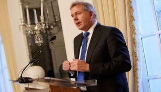 السفير البريطاني كيم داروش