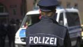 عصابة تنتحل صفة الشرطة لسرقة مجوهرات بمليون يورو