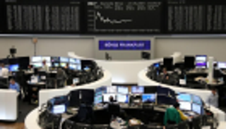 تراجع أسهم أوروبا قبل شهادة لرئيس الاحتياطي الفيدرالي