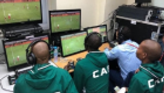 تقرير.. ملاعب مصر قاسم مشترك بين أفريقيا والـ"VAR"