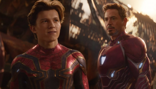 سبايدر مان وأيرون مان في فيلم "أفنجرز: إنفينتي وور"