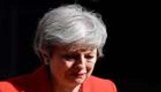 رئيسة وزراء بريطانيا تغادر منصبها في وقت لاحق الشهر الجاري