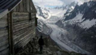 مصرع متسلق إيطالي وإصابة رفيقه في فرنسا