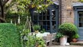 العيش بالقرب من الحدائق يقلل الرغبة في التدخين